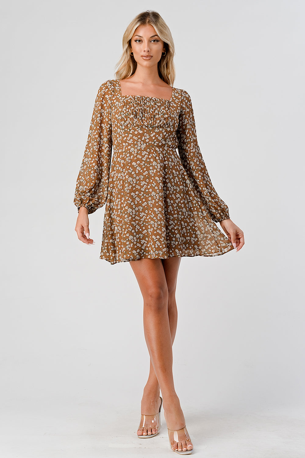 Squared Neck Puffsleeve Dress